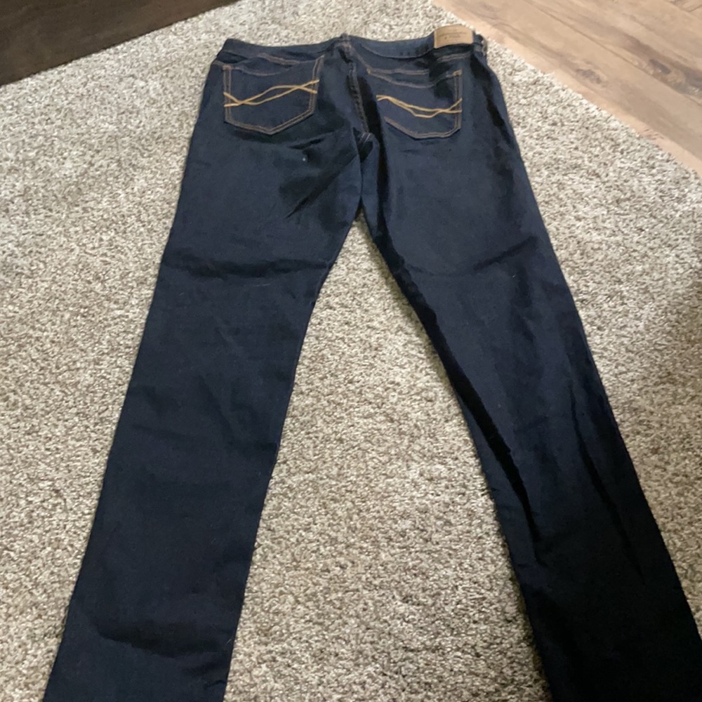 Jeans - Picture 2 of 3
